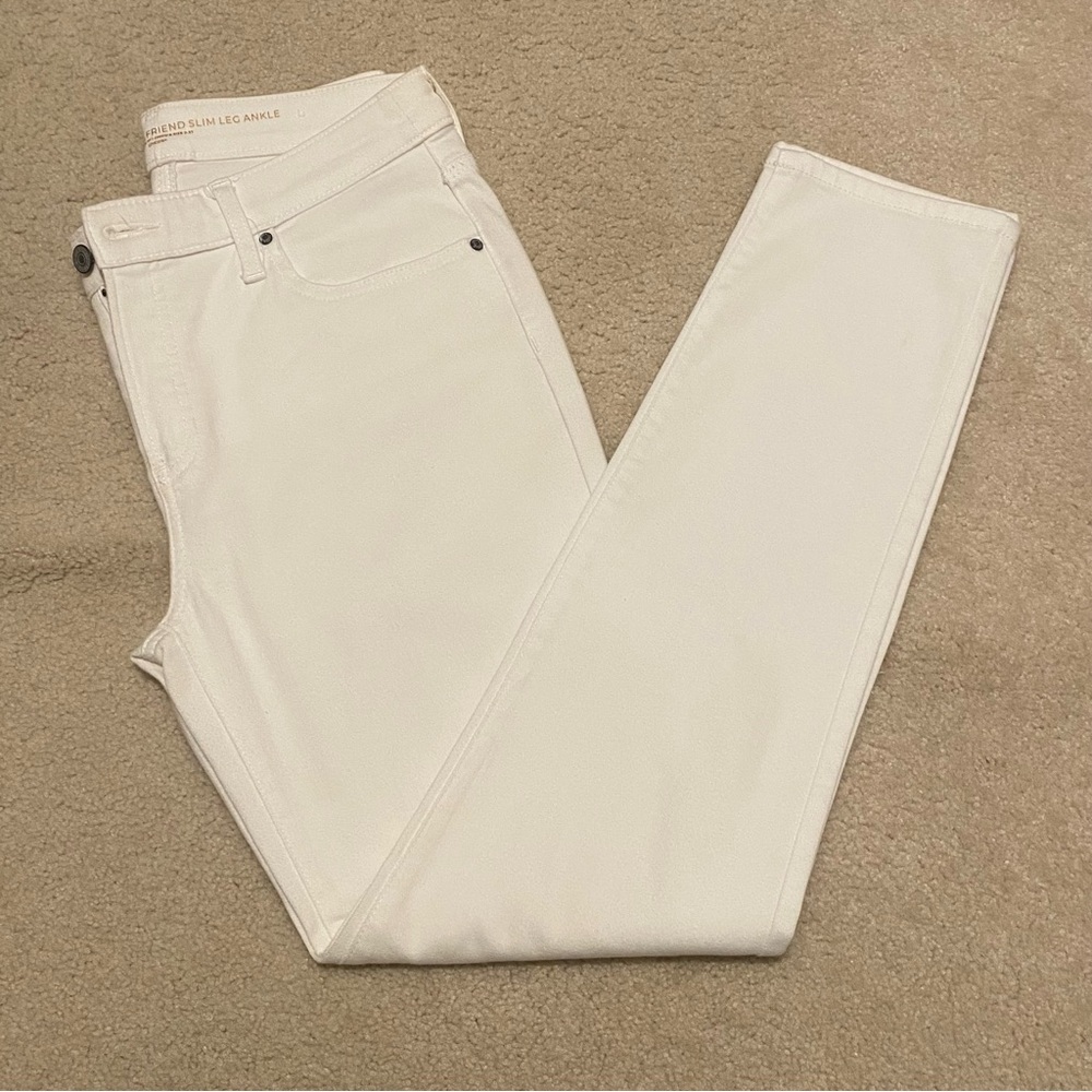 Chico's Girlfriend So Slimming White Ankle Jeans Size .5 (US 6)